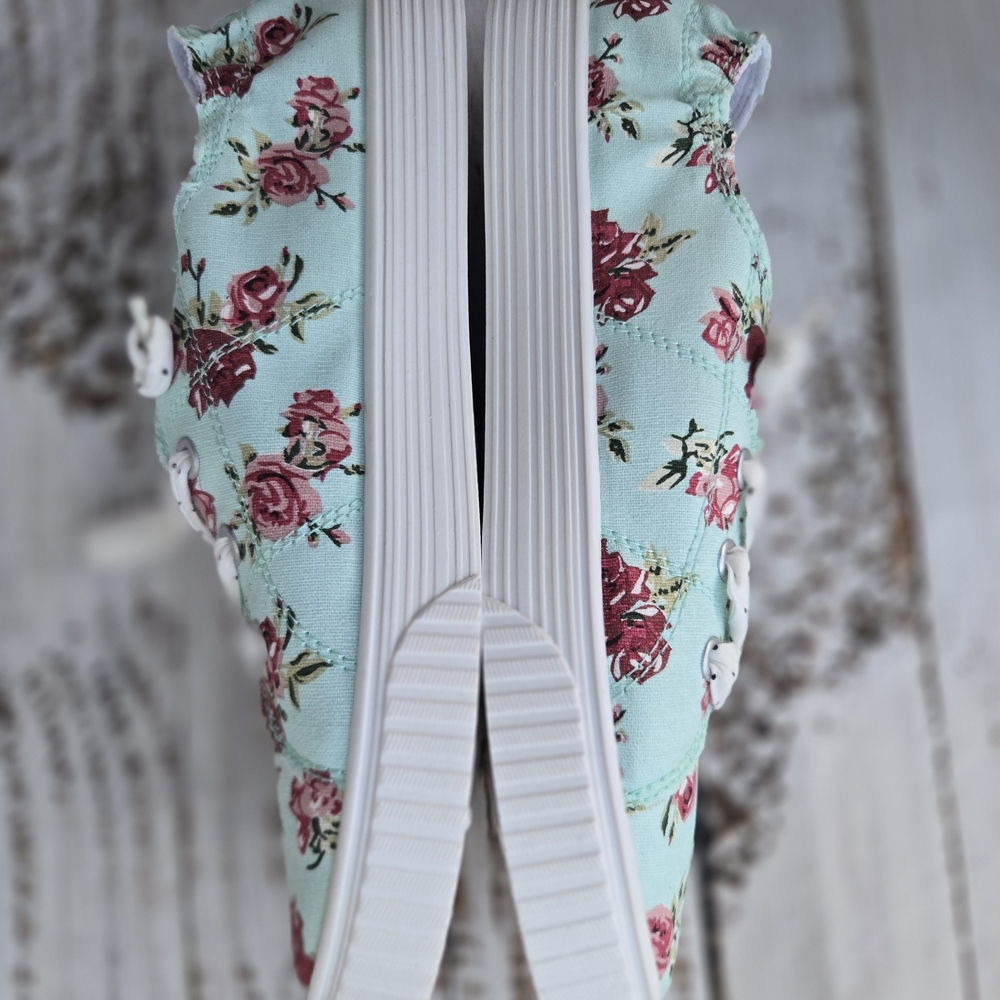Madden Girl Floral Sneakers - Picture 4 of 5